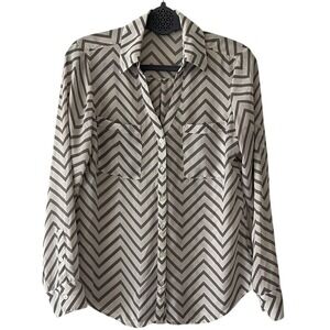 Express The Portofino Shirt Chevron Button-Up Blouse in Gray and White Small